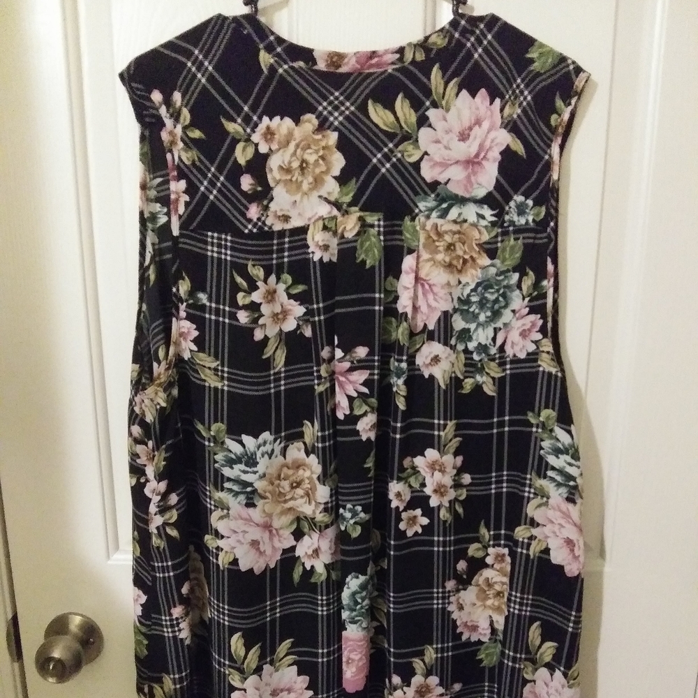 Sleeveless Top